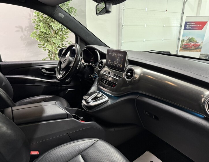 Mercedes-Benz Třídy V 17