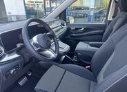 Mercedes-Benz Třídy V 9