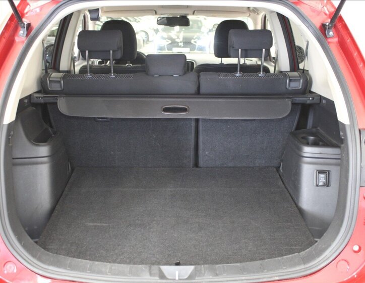 Mitsubishi Outlander SUV / Terénní 2,0 l 110 kw