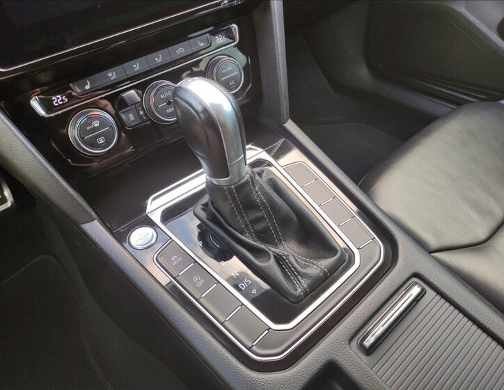 Volkswagen Arteon Liftback 2,0 l 140 kw