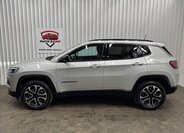 Jeep Compass SUV / Terénní 1,3 l 140 kw