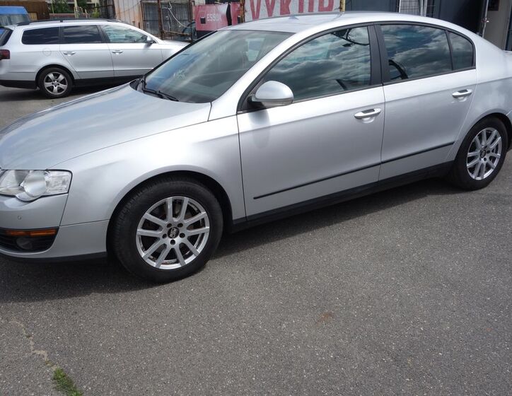 Volkswagen Passat 4