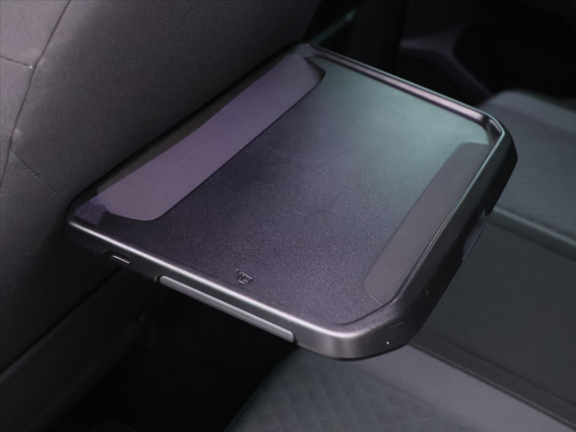 Volkswagen Tiguan SUV / Terénní 2,0 l 110 kw