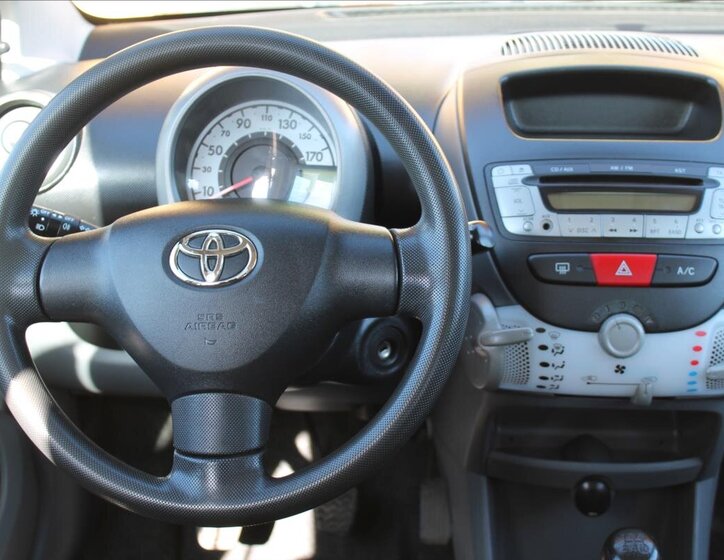 Toyota Aygo Hatchback 998,0 50 kw