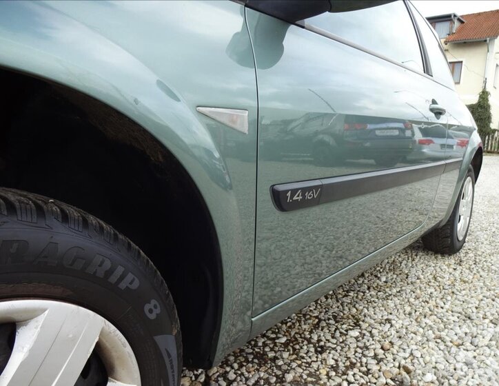 Renault Mégane Hatchback 1,4 l 72 kw