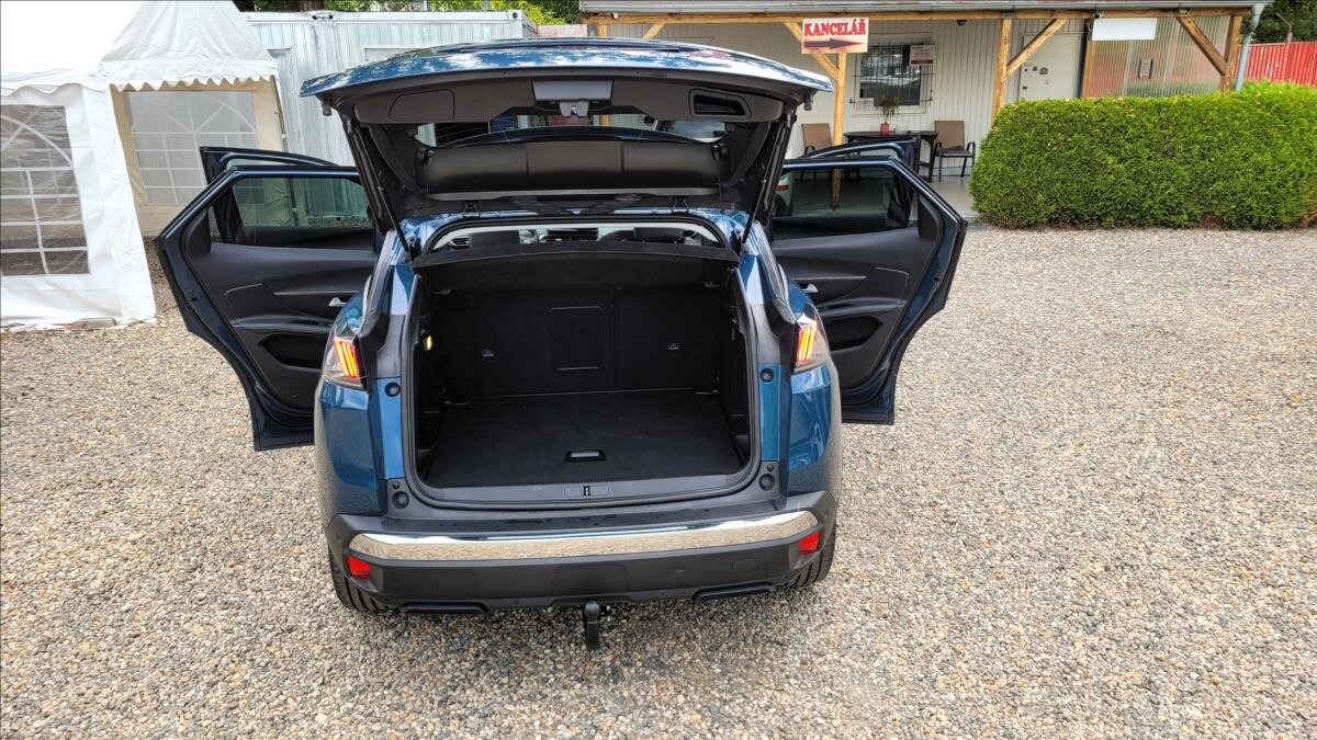 Peugeot 3008 SUV / Terénní 1,5 l 96 kw