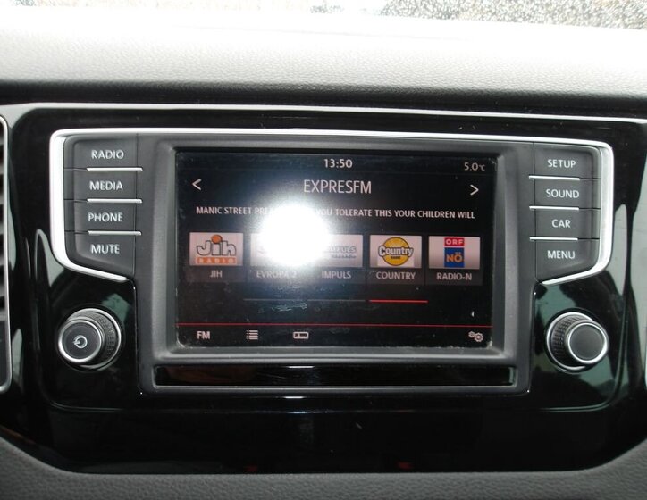 Volkswagen Touran Kombi 2,0 l 110 kw