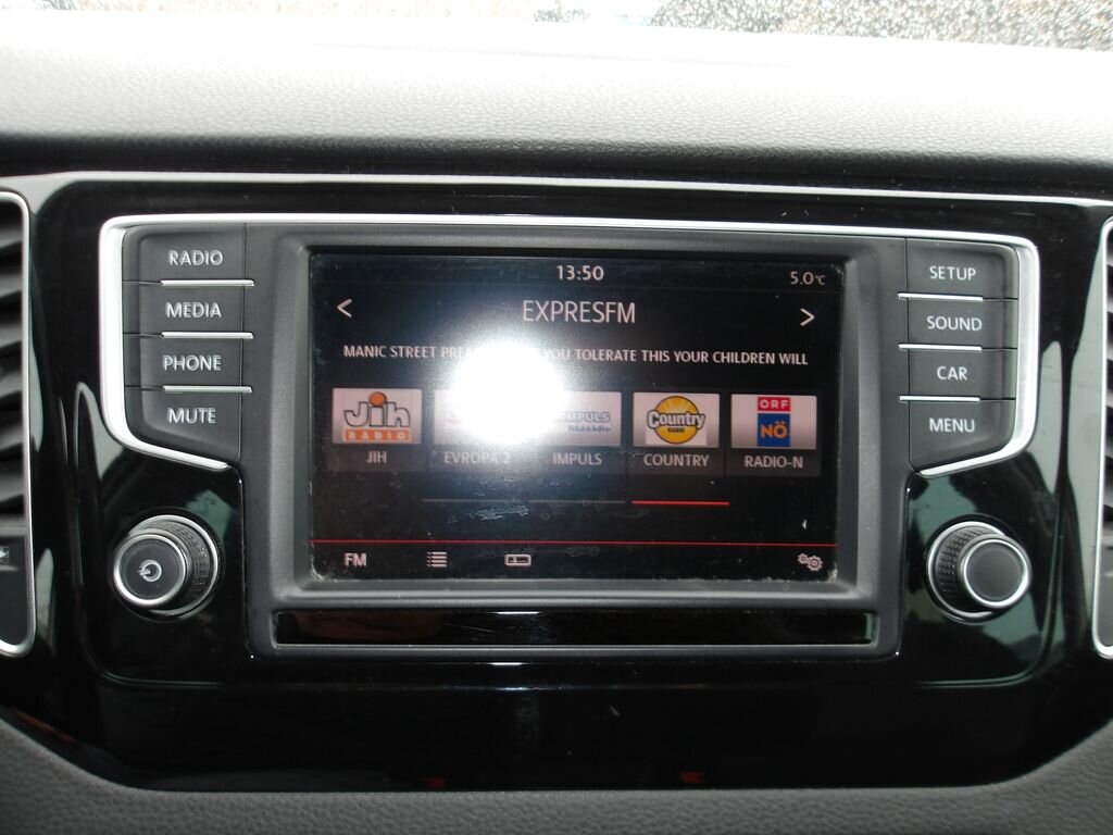 Volkswagen Touran Kombi 2,0 l 110 kw