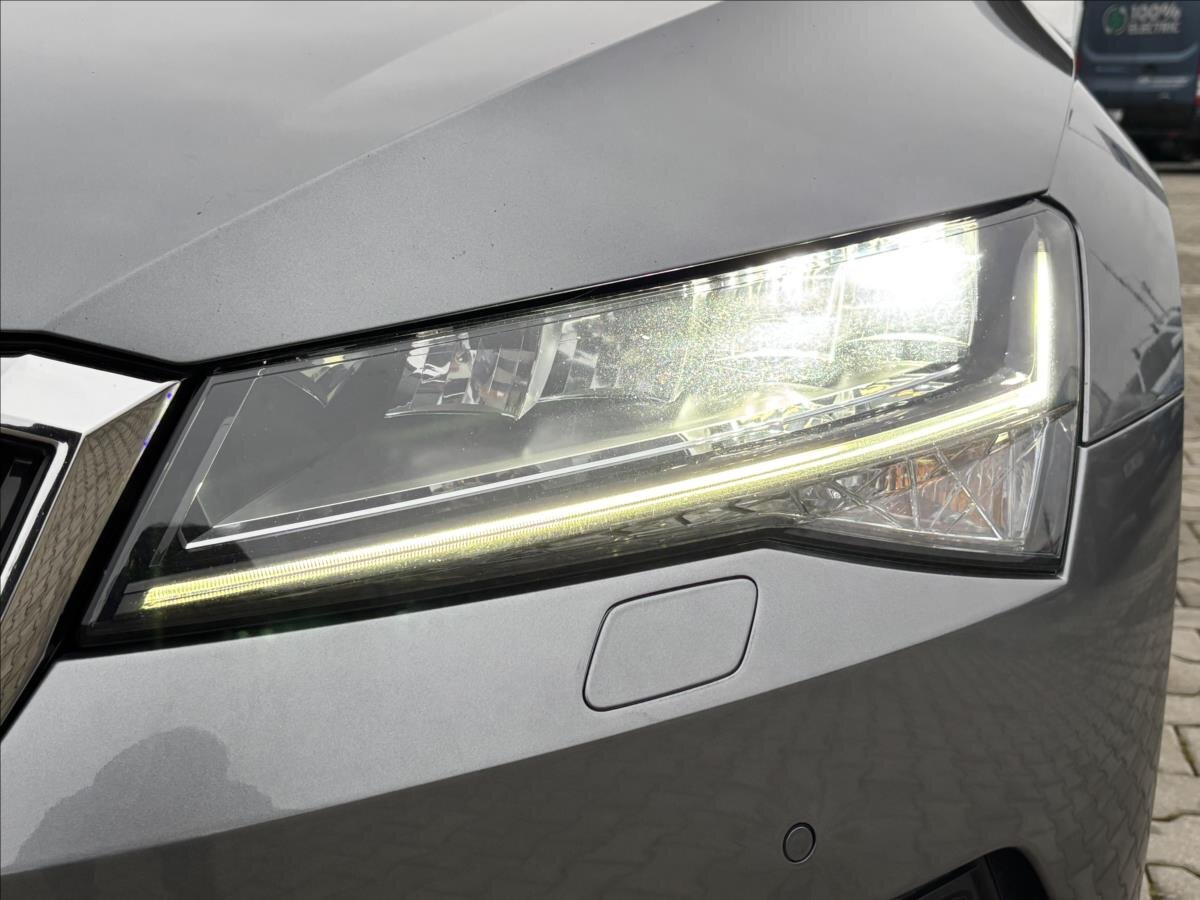 Škoda Superb Kombi 2,0 l 110 kw