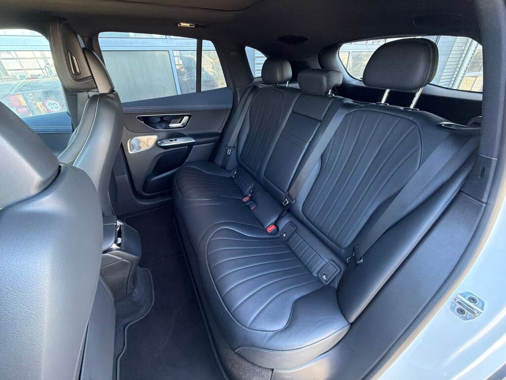 Mercedes-Benz EQE SUV / Terénní 0,0 215 kw