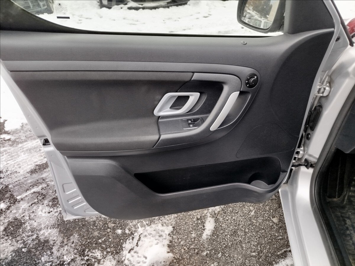 Škoda Roomster MPV 1,6 l 77 kw