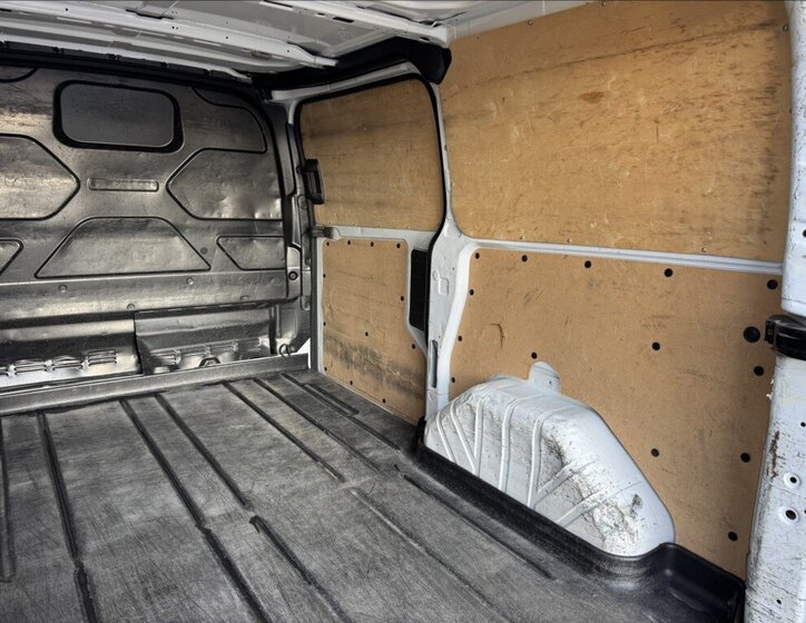 Ford Transit Custom Skříň 2,0 l 77 kw