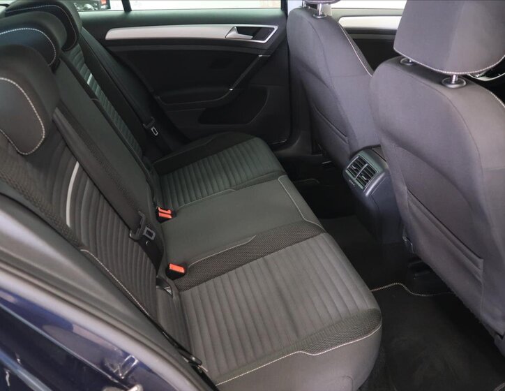 Volkswagen Golf Kombi 1,4 l 92 kw