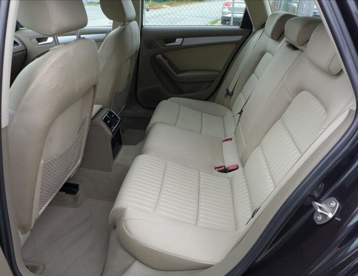 Audi A4 Kombi 2,0 l 105 kw