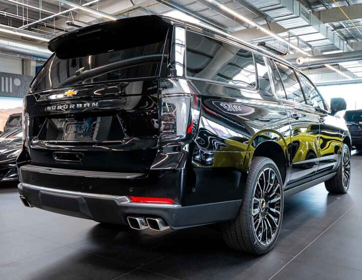 Chevrolet Suburban SUV / Terénní 6,2 l 313 kw