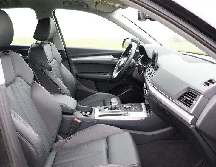 Audi Q5 SUV 2,0 l 185 kw