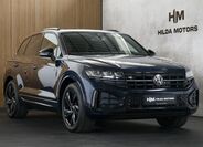 Volkswagen Touareg 1