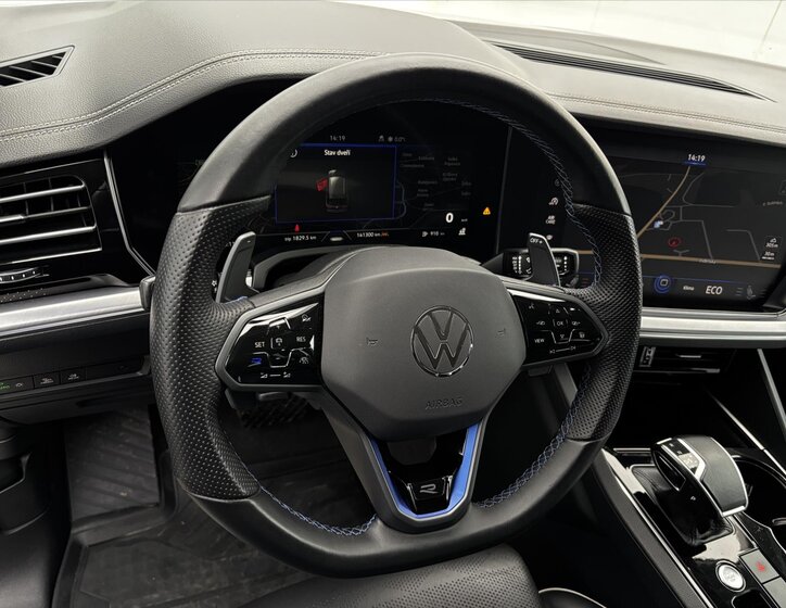 Volkswagen Touareg SUV / Terénní 3,0 l 210 kw