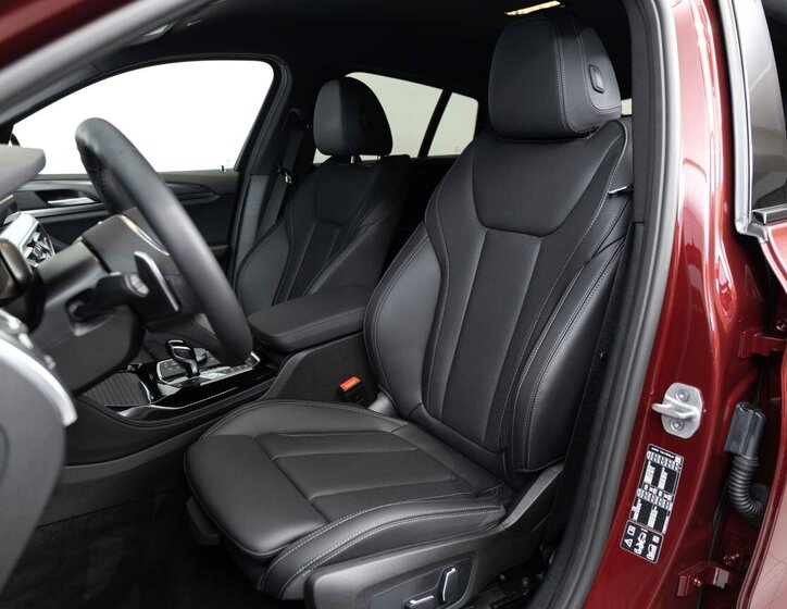 BMW X4 SUV / Terénní 2,0 l 140 kw