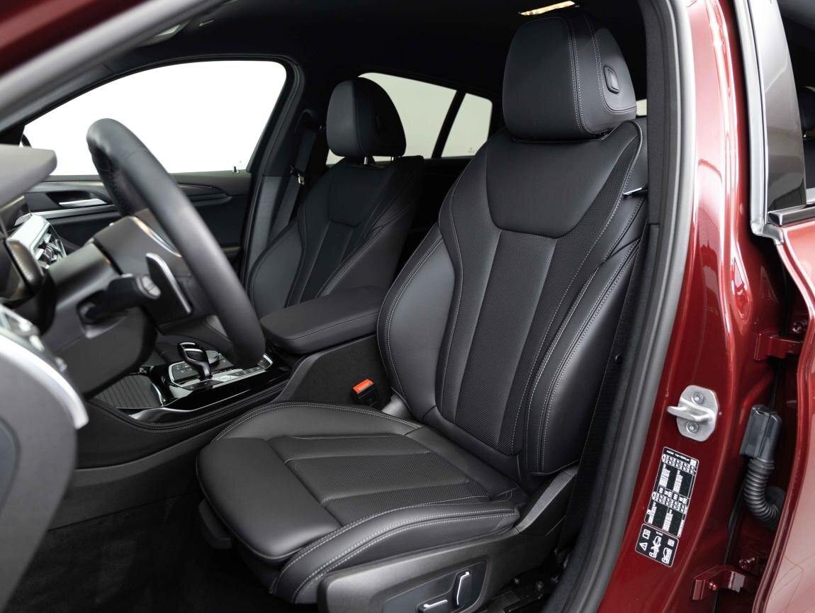 BMW X4 SUV / Terénní 2,0 l 140 kw