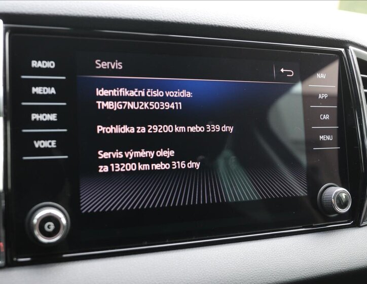 Škoda Karoq Kombi 1,6 l 85 kw