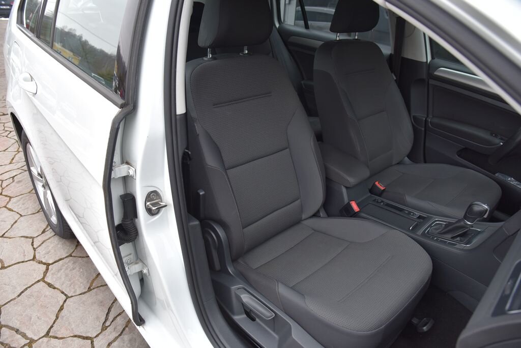 Volkswagen Golf Kombi 1,4 l 81 kw