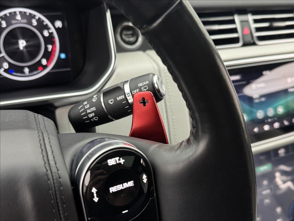 Land Rover Range Rover SUV 5,0 l 405 kw