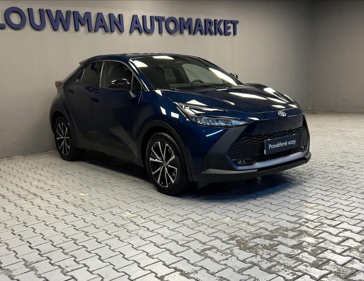 Toyota C-HR SUV / Terénní 2,0 l 111 kw