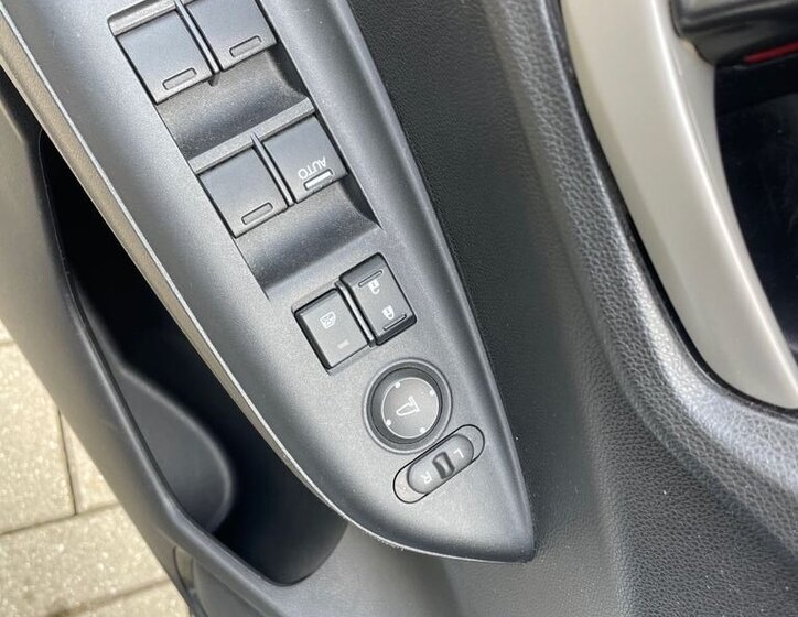 Honda Jazz Hatchback 1,3 l 75 kw