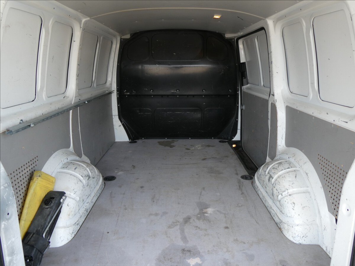 Volkswagen Transporter Skříň 2,0 l 75 kw