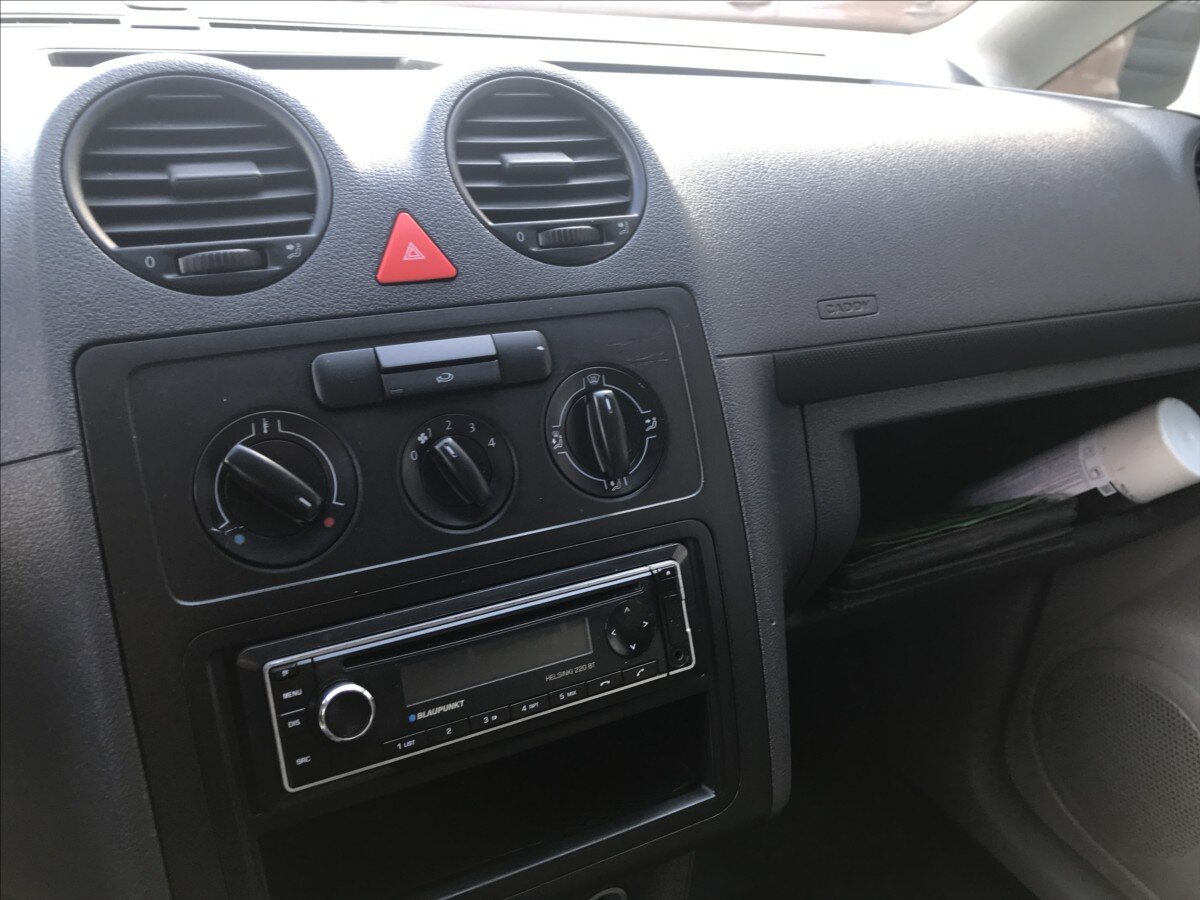 Volkswagen Caddy Skříň 2,0 l 51 kw