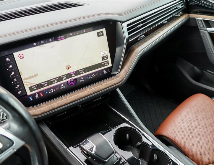 Volkswagen Touareg 25