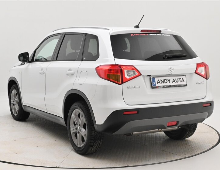 Suzuki Vitara SUV 1,6 l 88 kw