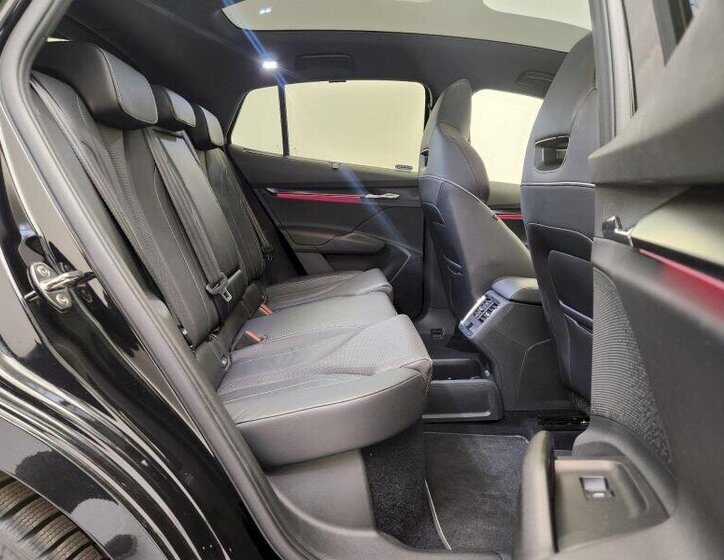 Škoda Enyaq Hatchback 8,2 l 220 kw