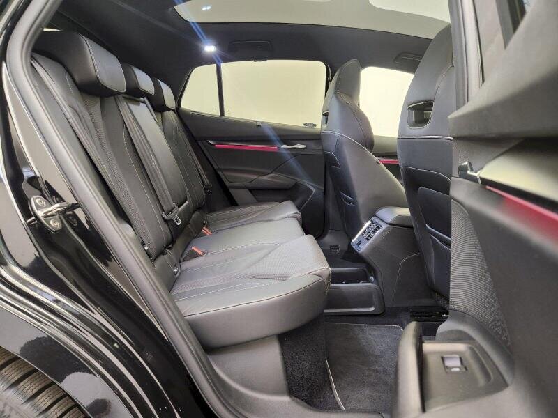 Škoda Enyaq Hatchback 8,2 l 220 kw