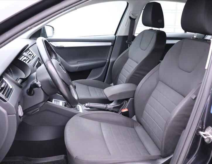 Škoda Octavia Sedan / Limuzína 2,0 l 110 kw