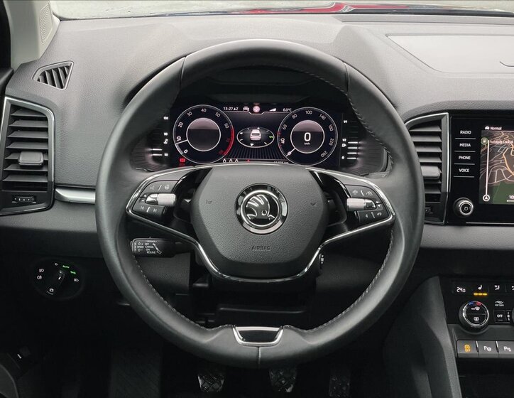 Škoda Karoq SUV 1,5 l 110 kw