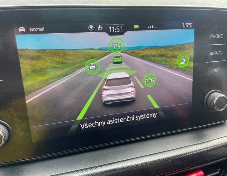 Škoda Kamiq Hatchback 999,0 81 kw