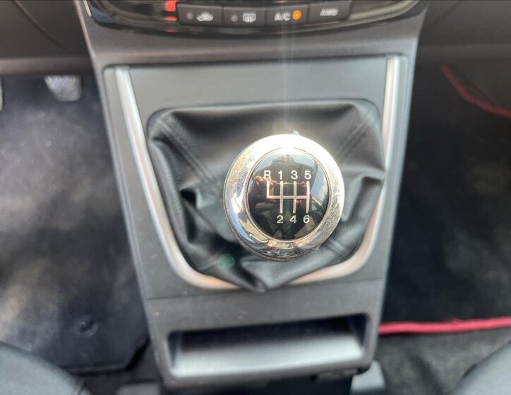 Mazda 5 Kombi 1,6 l 85 kw