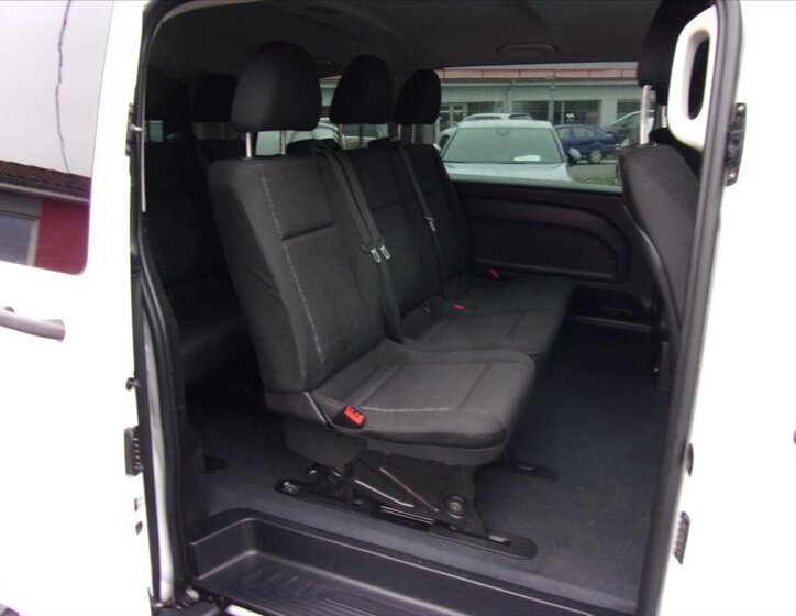 Mercedes-Benz Vito Kombi 2,1 l 120 kw