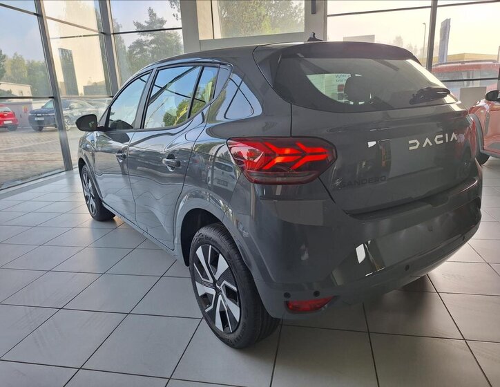 Dacia Sandero Hatchback 999,0 74 kw