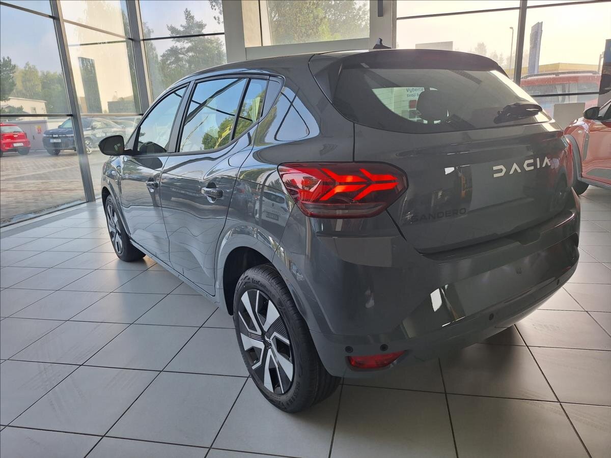 Dacia Sandero Hatchback 999,0 74 kw