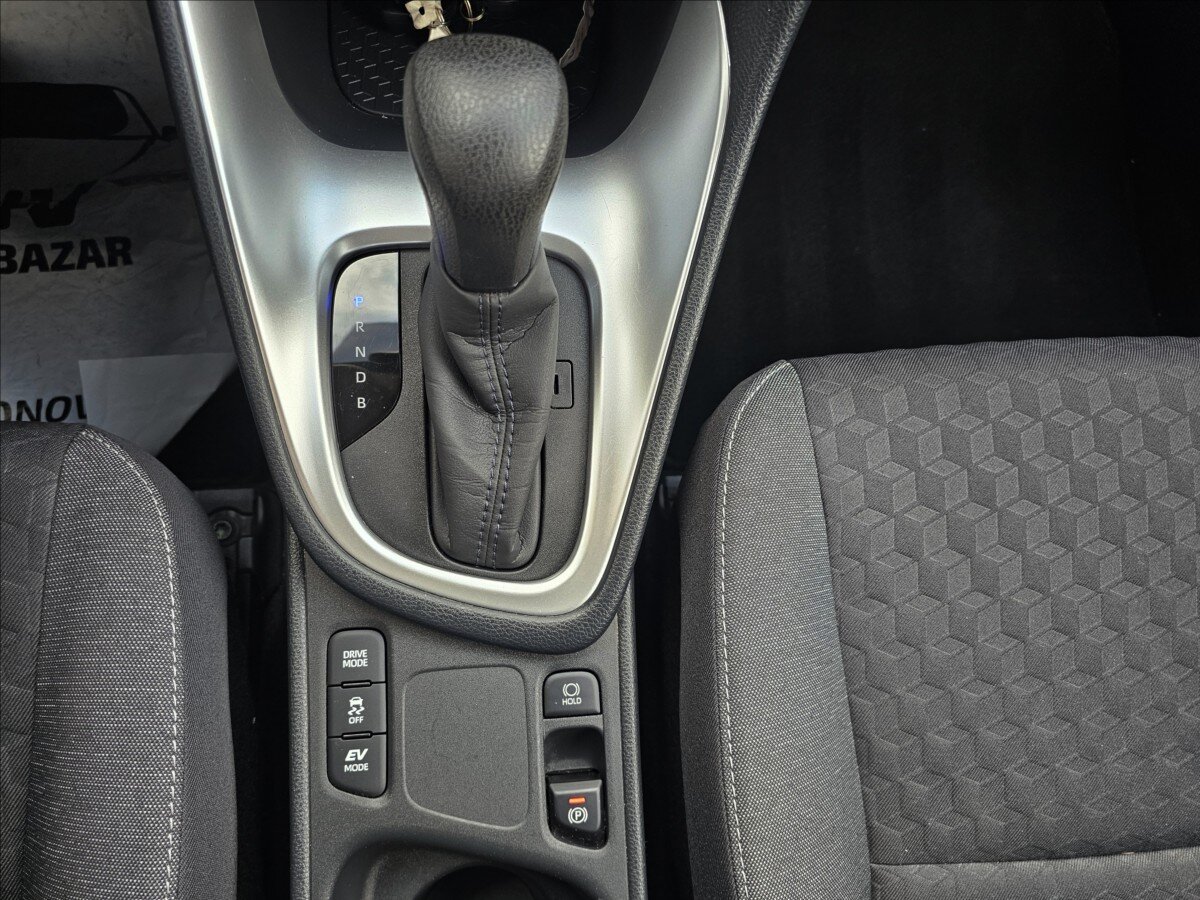 Toyota Yaris Hatchback 1,5 l 68 kw