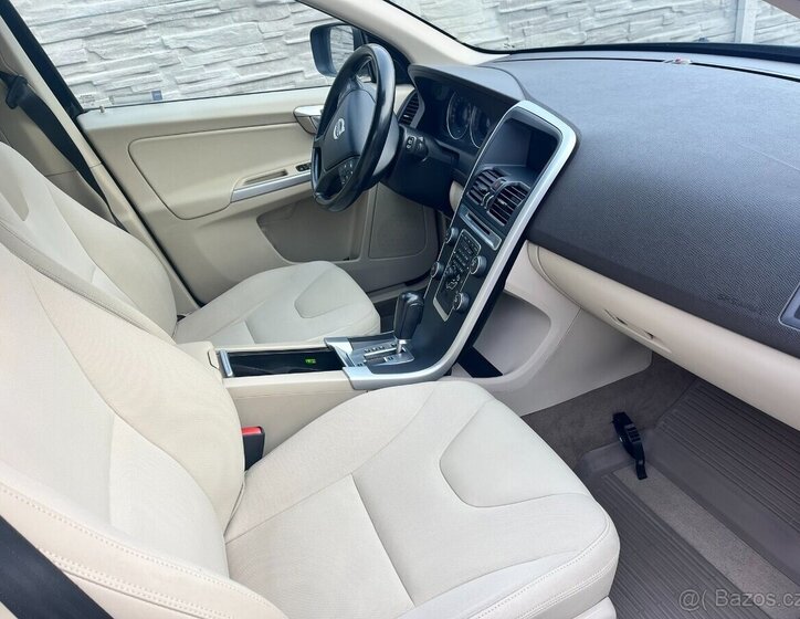 Volvo XC60 SUV 2,0 l 149 kw