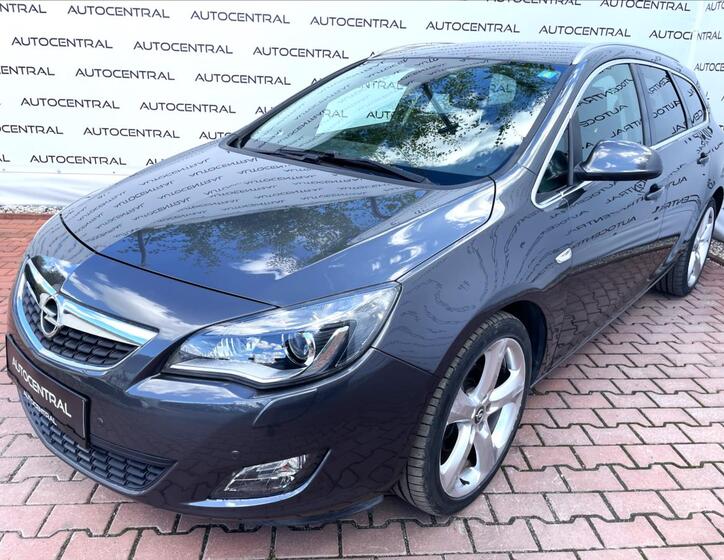 Opel Astra 6