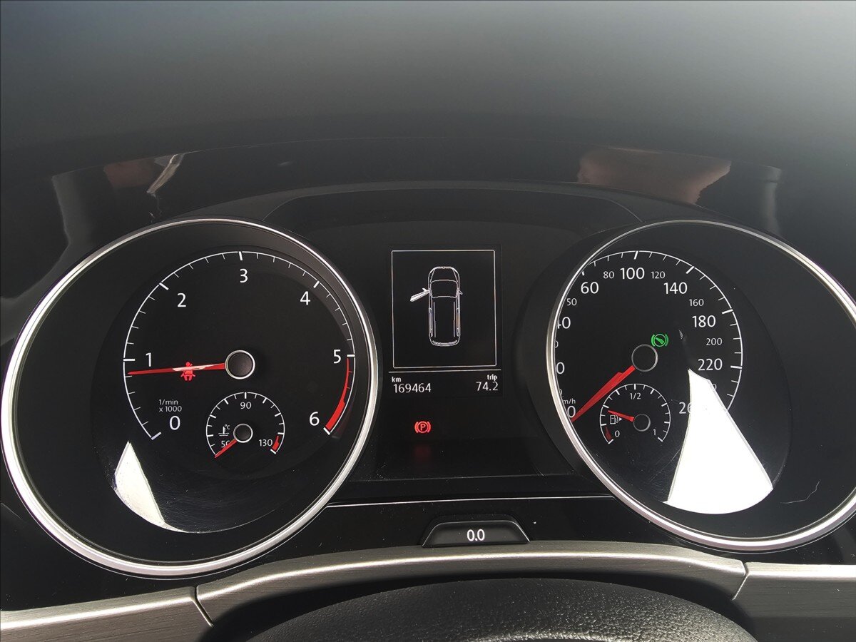 Volkswagen Touran Kombi 2,0 l 110 kw