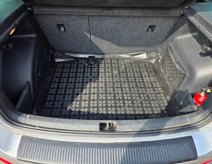 Škoda Rapid Sedan / Limuzína 0,0 77 kw