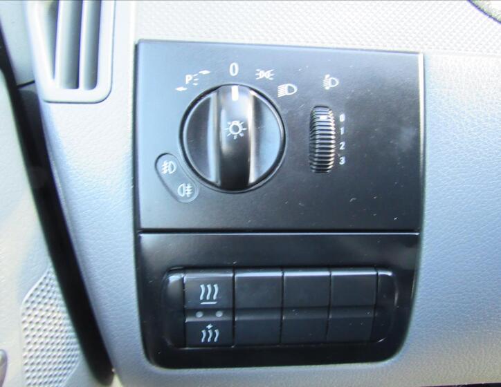 Mercedes-Benz Vito 21