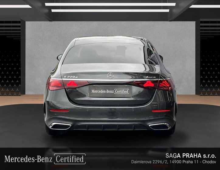 Mercedes-Benz Třídy E 4