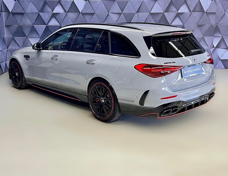 Mercedes-Benz Třídy C Kombi 2,0 l 500 kw